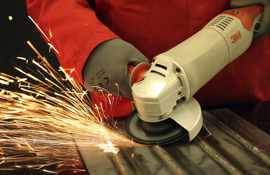 Уже имеет старое покрытие (нужна зачистка)